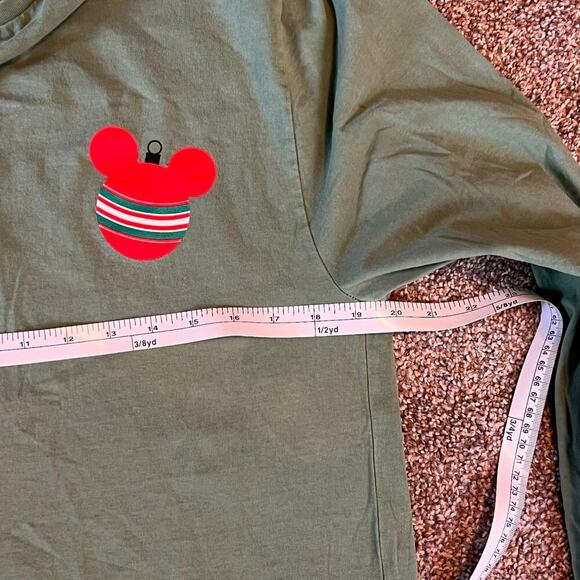 Disney Mickey Mouse "Sleigh What" Long Sleeve Holiday Tee.  Unisex Size Small - Picture 4 of 7